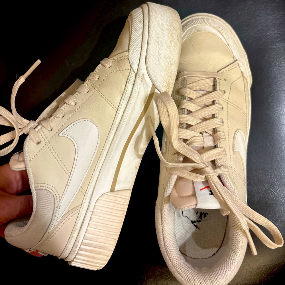 Nike Women's Court Legacy Lift Shoes 7.5